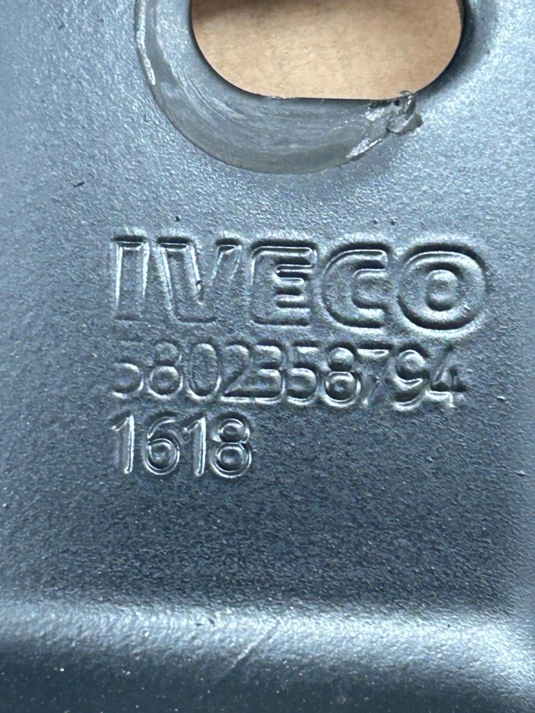 фото №5, Кронштейн кронштейн підвіска кабіни iveco s-way 5802358794 новий