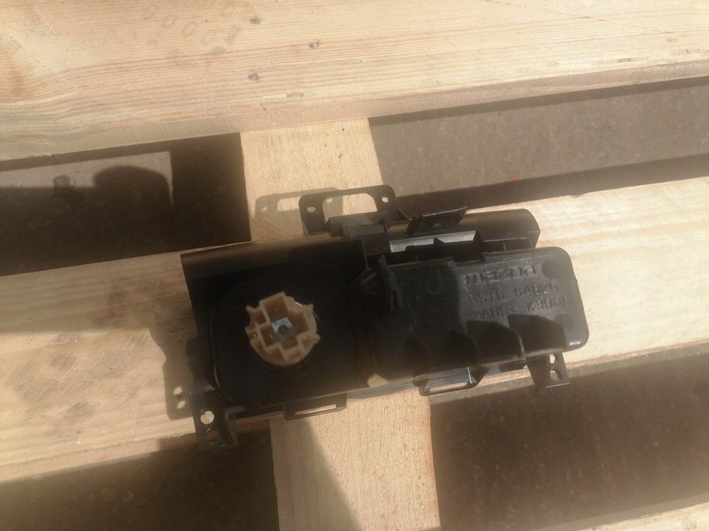 фото №6, Mazda 6 gh попільничка перед передня