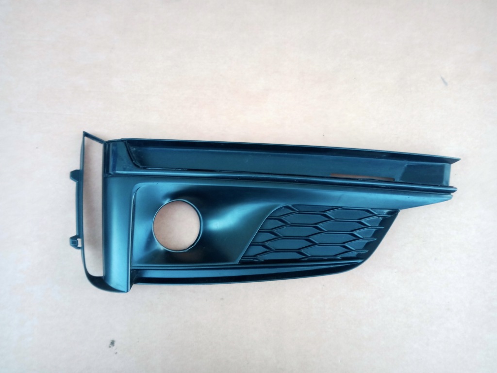 фото №1, Audi a5 s-line левая решётка бампера 8w6