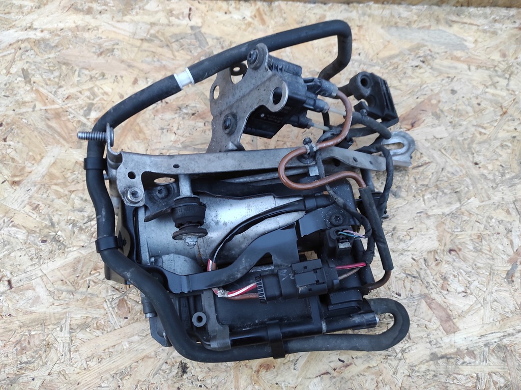 фото №4, Компрессор подвеска mercedes w213 4430200191