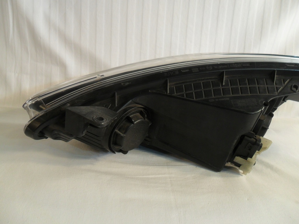 фото №13, Hyundai i10 ii лампа правая 92102-b9000