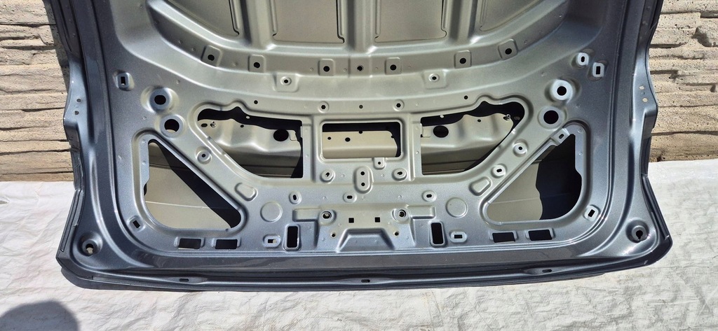 фото №16, Polestar 4 iv 23- кришка багажника задня org