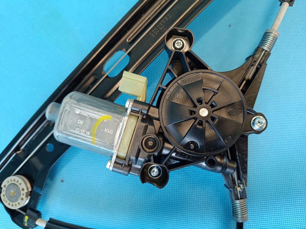 фото №11, Skoda karoq 2020r 1,5tsi 110kw механізм скло двері правий перед 575837462a