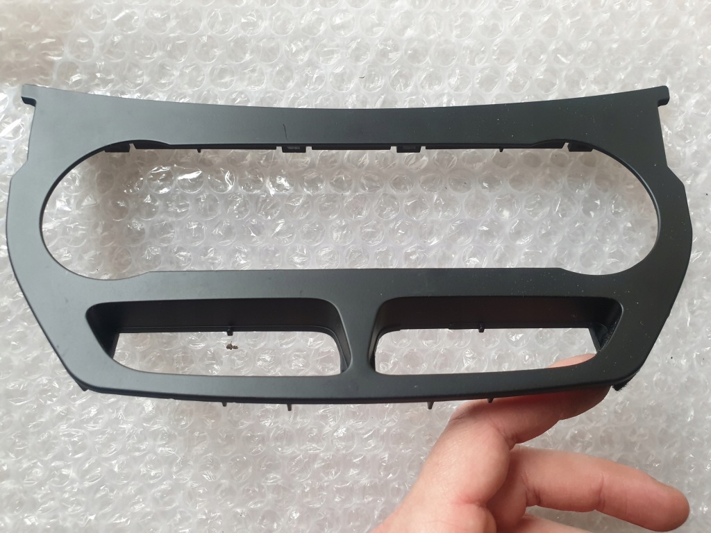 фото №1, Рамка панель кондиціонера ford оригінальний номер am51-18522-bdw