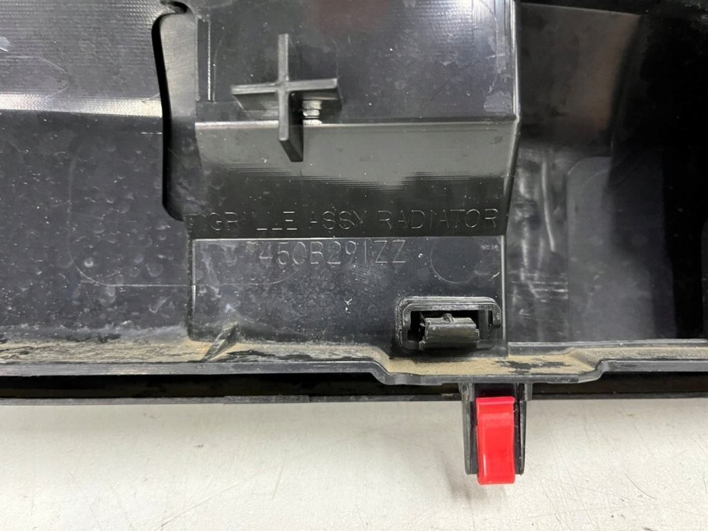 фото №13, Решётка радиатора mitsubishi l200 5 v 19r.- решётка радиатора передняя накладка бампера значок