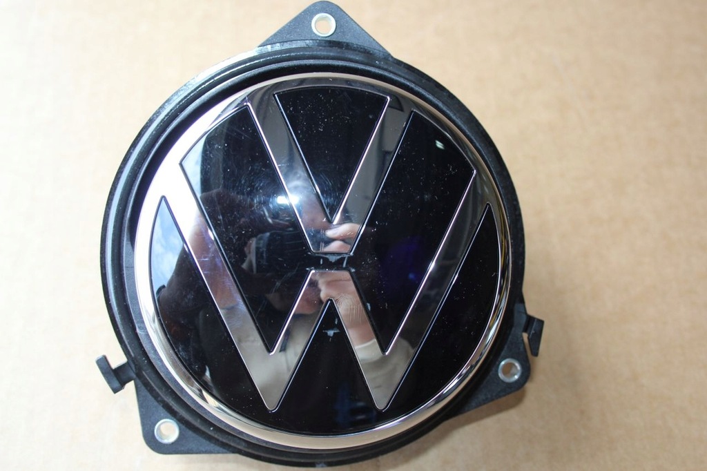 фото №2, Ручка кришки logo vw arteon 3g8827469 dpj