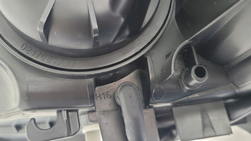 фото №13, Лампа права звичайна лінза перед mazda 3 iii bm 2013- 10 pin