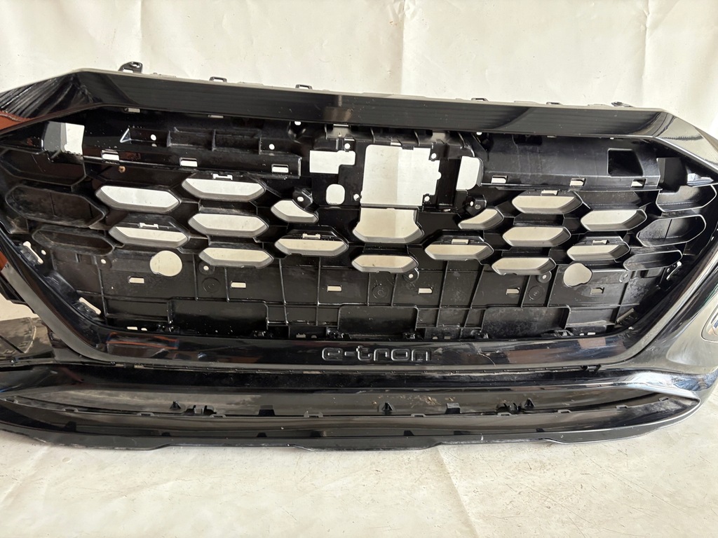 фото №7, Audi 4ke lift e-tron sq8 2022-2024 бампер перед