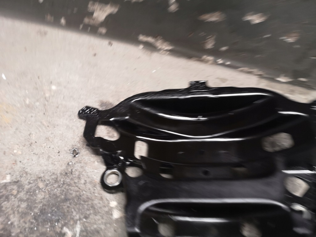 фото №4, Вкладыш картера масляный a4 b7 2.0 tfsi 06d103623d