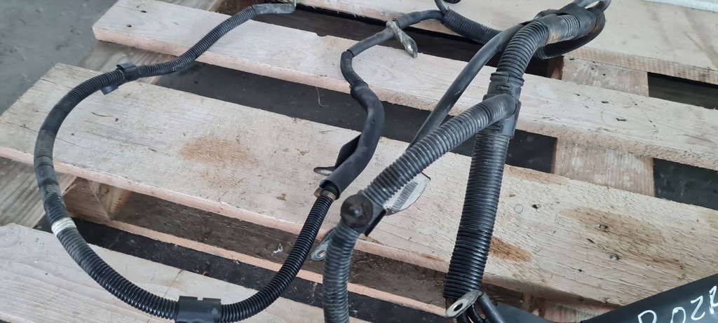 фото №5, Q5 8r шланг массовый стартер жгут электропроводка 2.0 tdi 8r0971228j