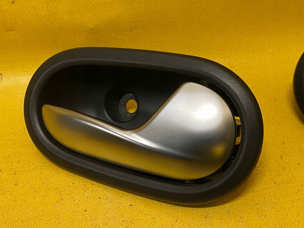 фото №2, Ручка дверь внутренний правый перед dacia sandero ii