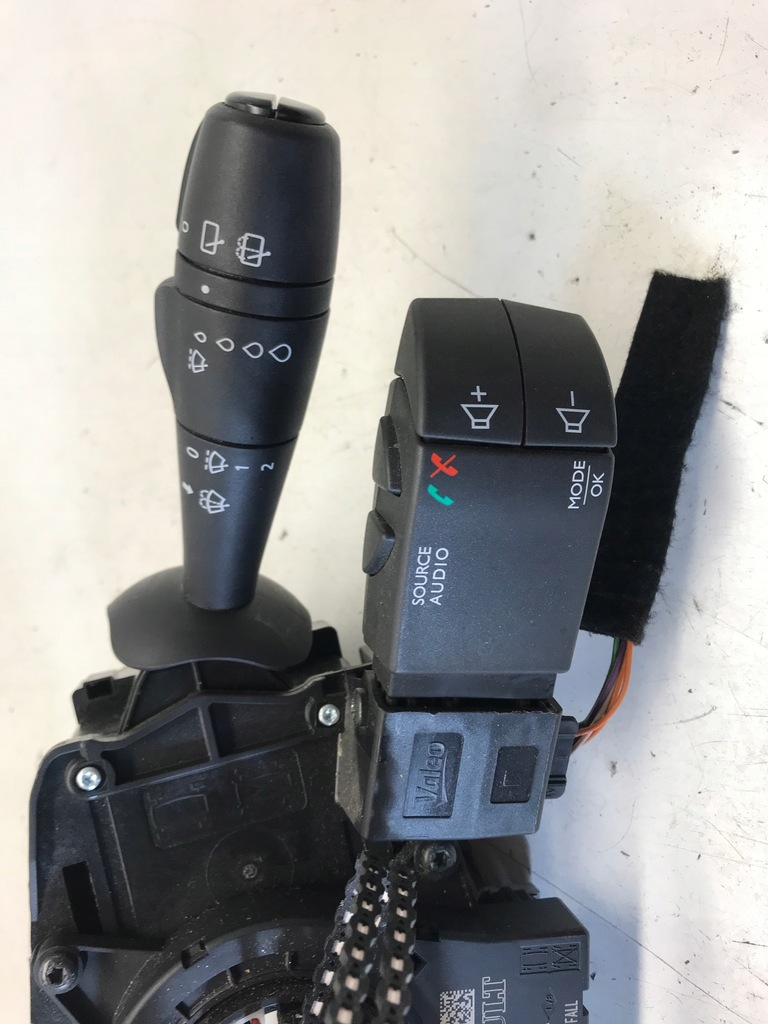 фото №4, Переключатель комбинированный renault clio iv 255675914r