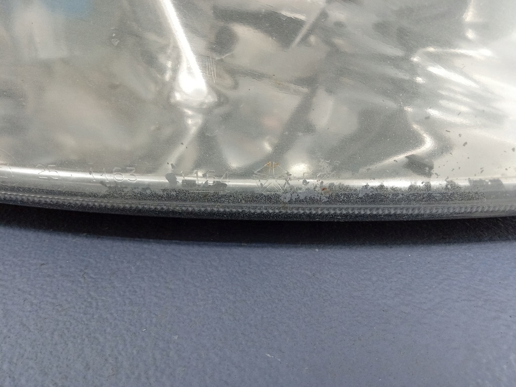 фото №5, Voyager iv caravan фара правый eu 04857702ab