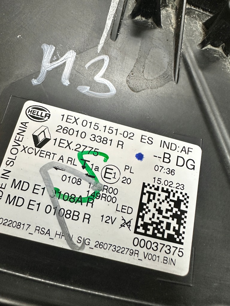 фото №11, Лампа full led renault austral 260103381r