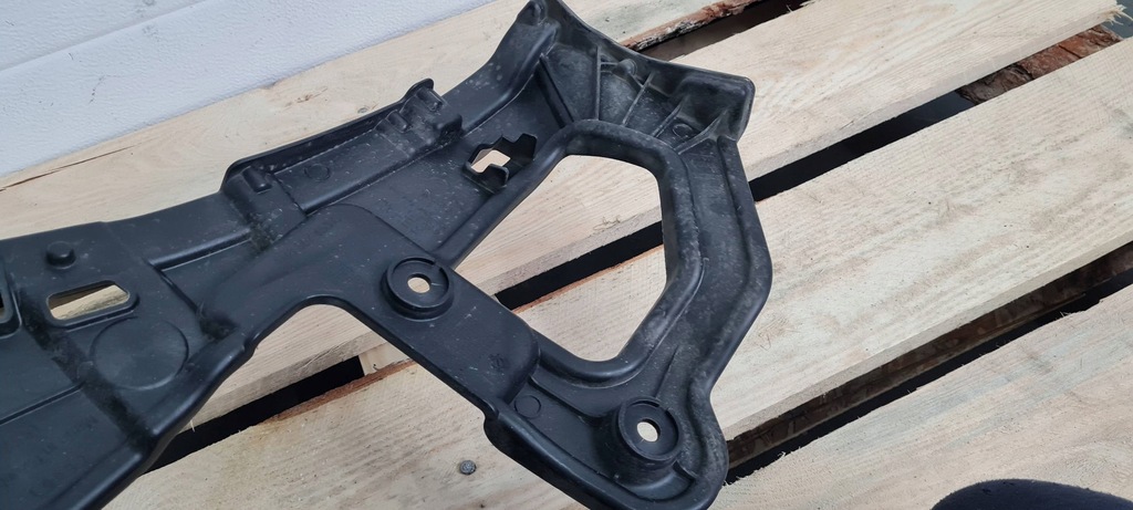 фото №13, Sq8 q8 напрямна кронштейн кронштейн бампера лівий задня 24r 4m8807453c