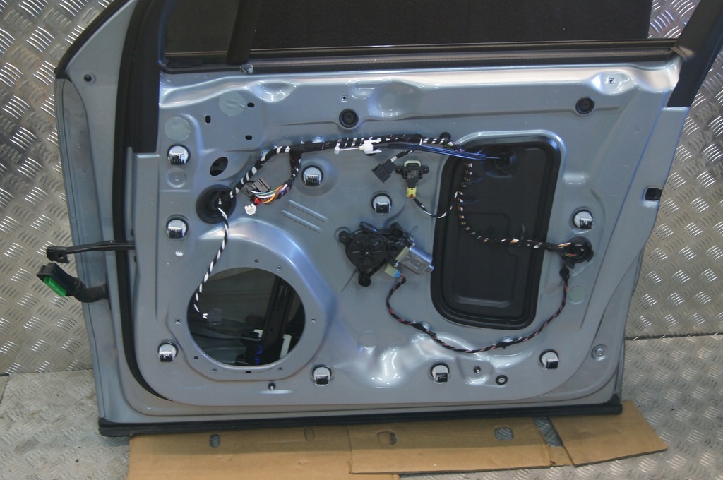 фото №10, Porsche macan turbo s дверь перед передние правое