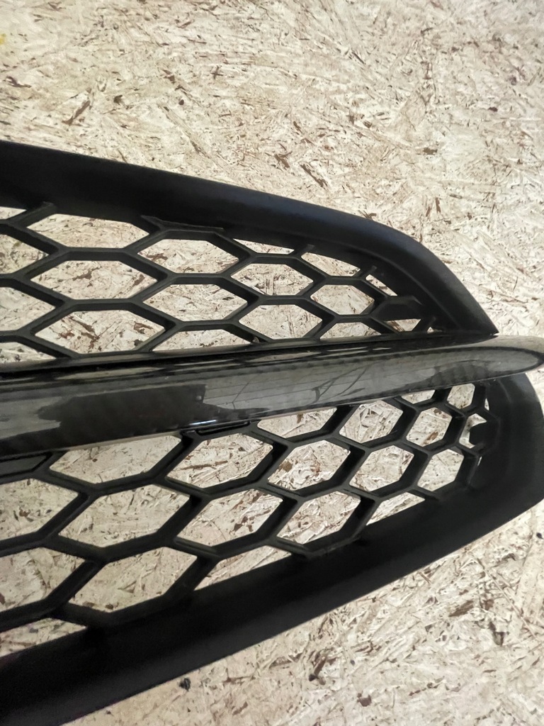 фото №5, Решітка права audi a8 d4 карбон 4h0807680ab