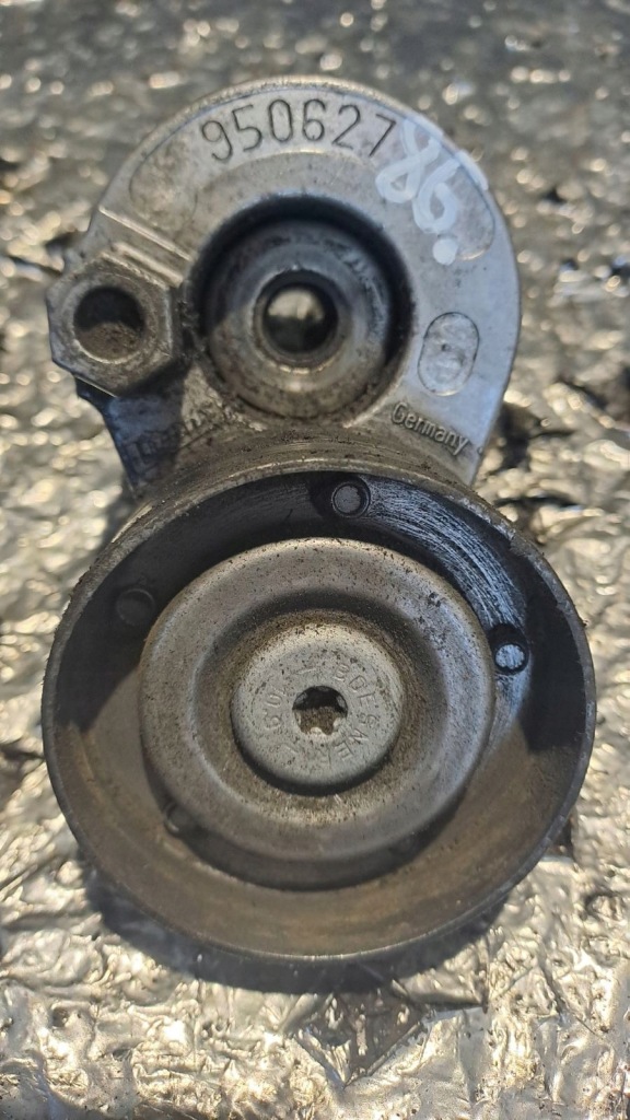 фото №1, Натяжитель ремень ролик renault trafic 950627