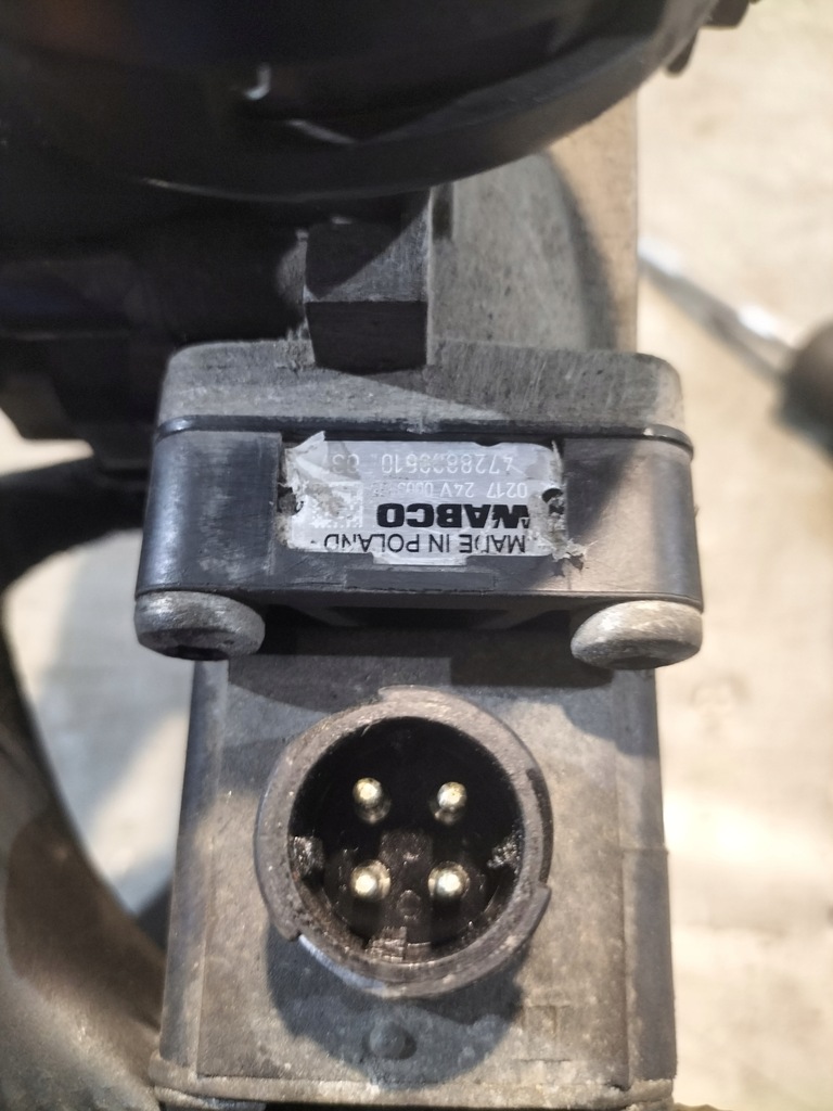 фото №9, Mercedes actros электроклапан ecas 4420015221