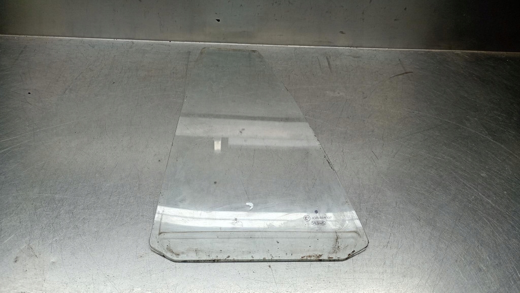 фото №1, Скло двері лівий задня малий suzuki swift ii 1.3b 95r 5d