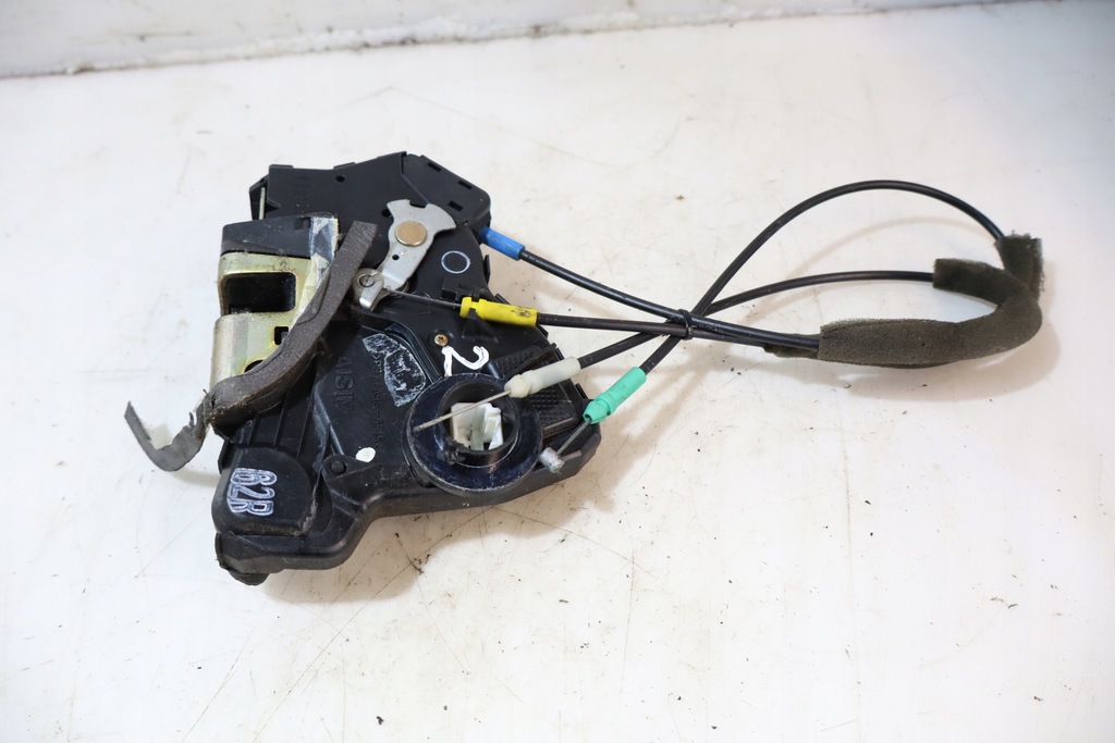 фото №1, Замок правий перед двері corolla verso e120