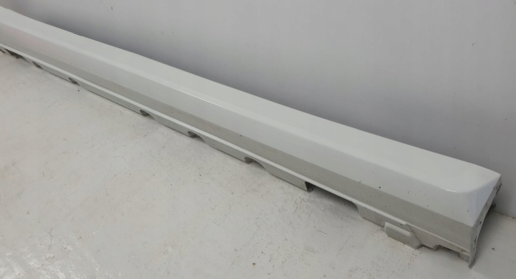 фото №3, Молдинг захист поріг права 650 mercedes glk x204