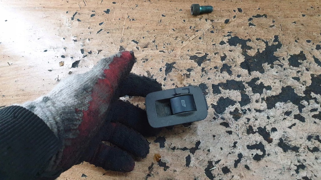 фото №1, Audi a2 перемикач скло лівий задня