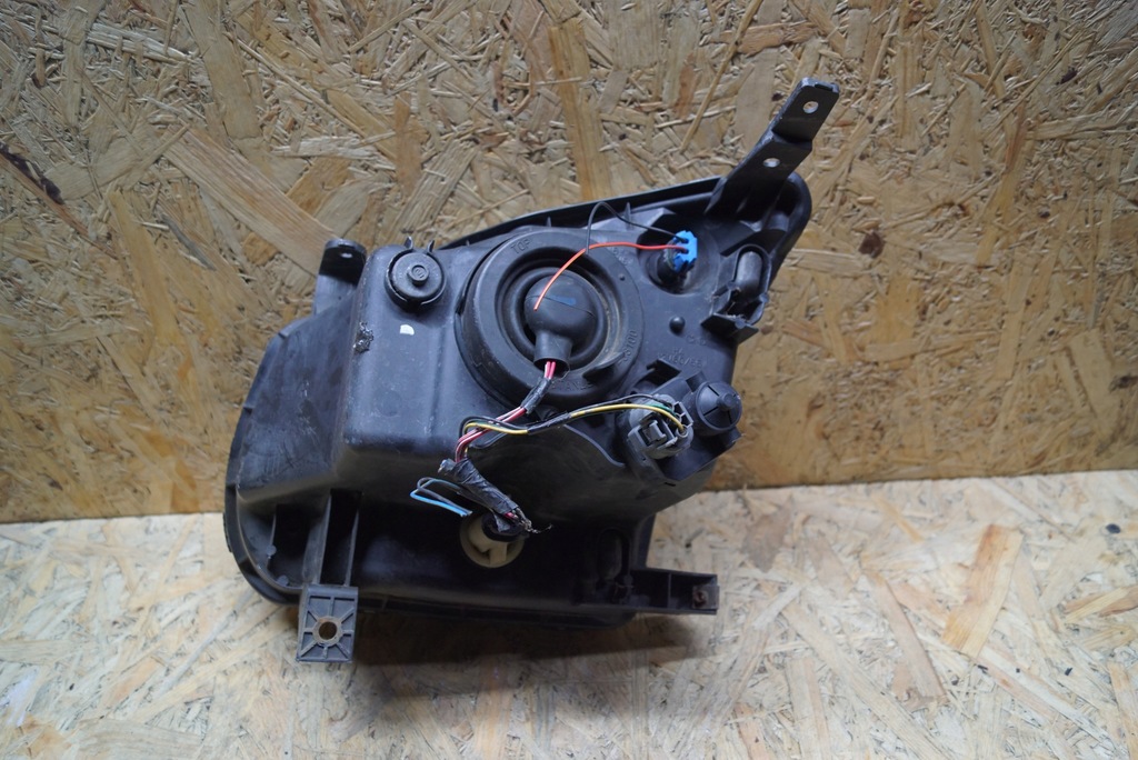 фото №12, Лампа правий перед subaru justy ii