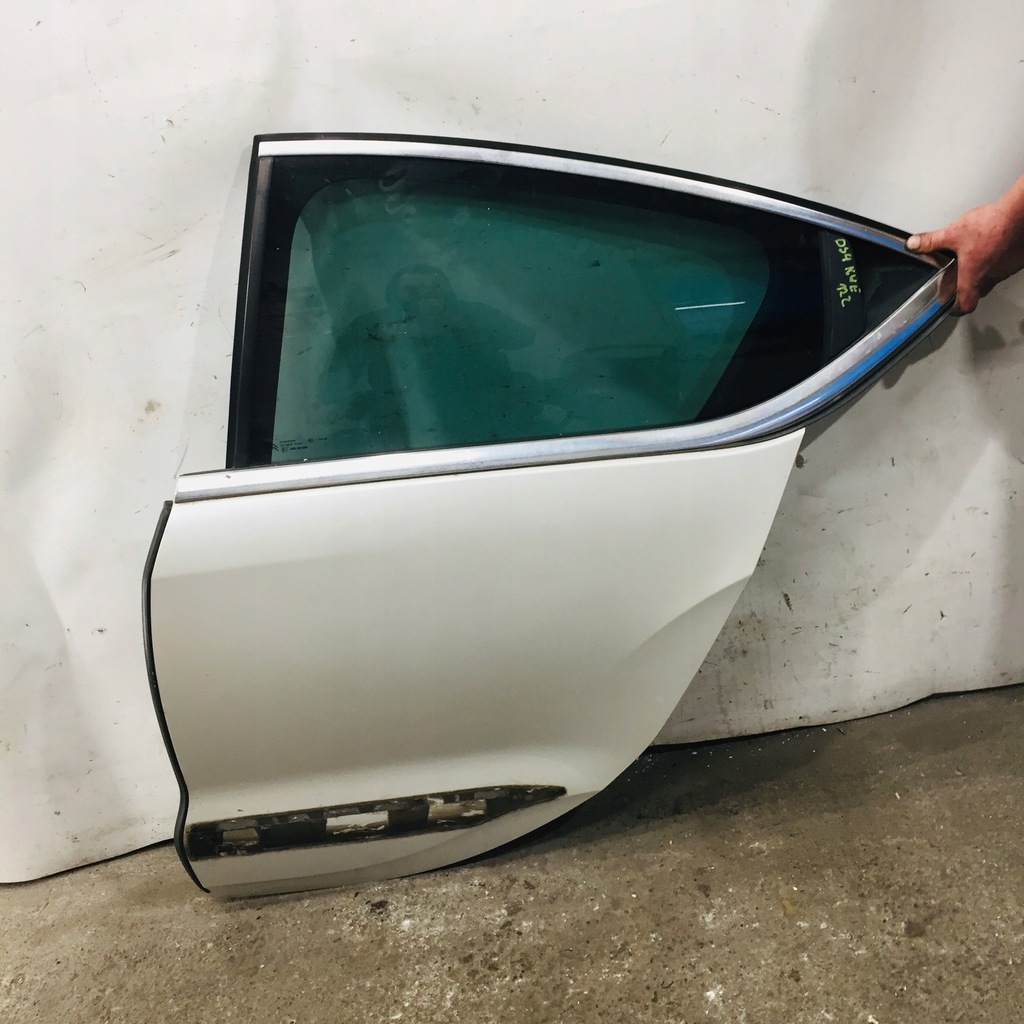 фото №1, Дверь левая задние kwe citroen ds4 #122