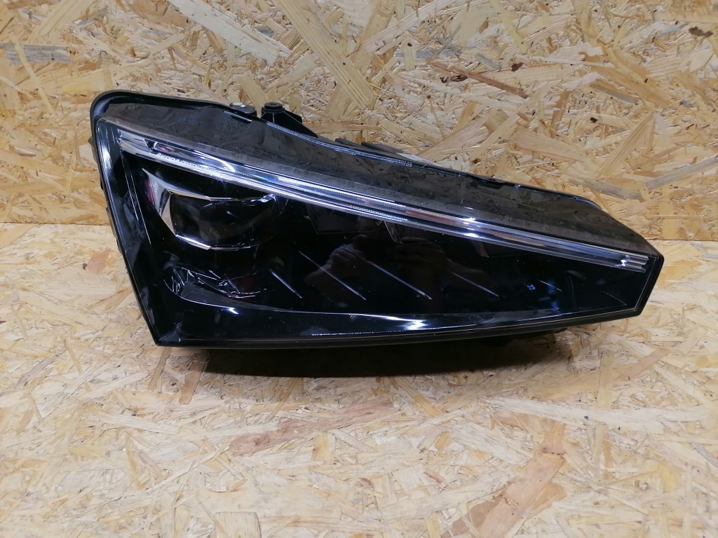 Купити Фара правий фара правий skoda scala 657 full led 2019-