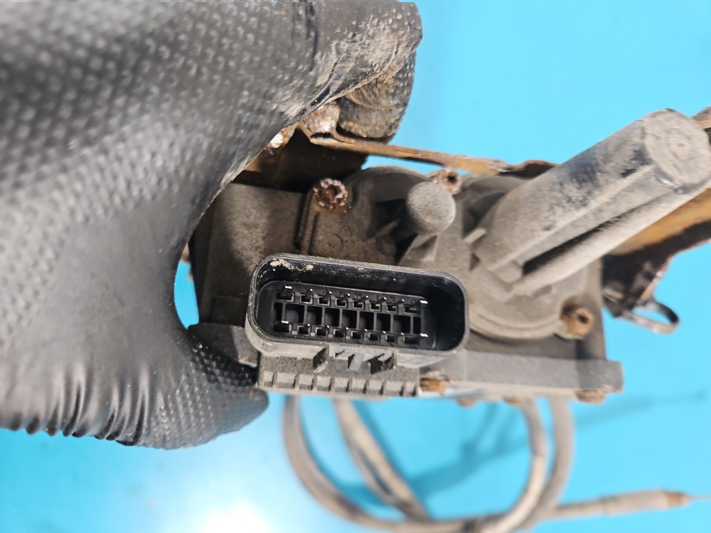 Гальмо ручний електричний opel insignia a a2c32281100 22880717 Недорого