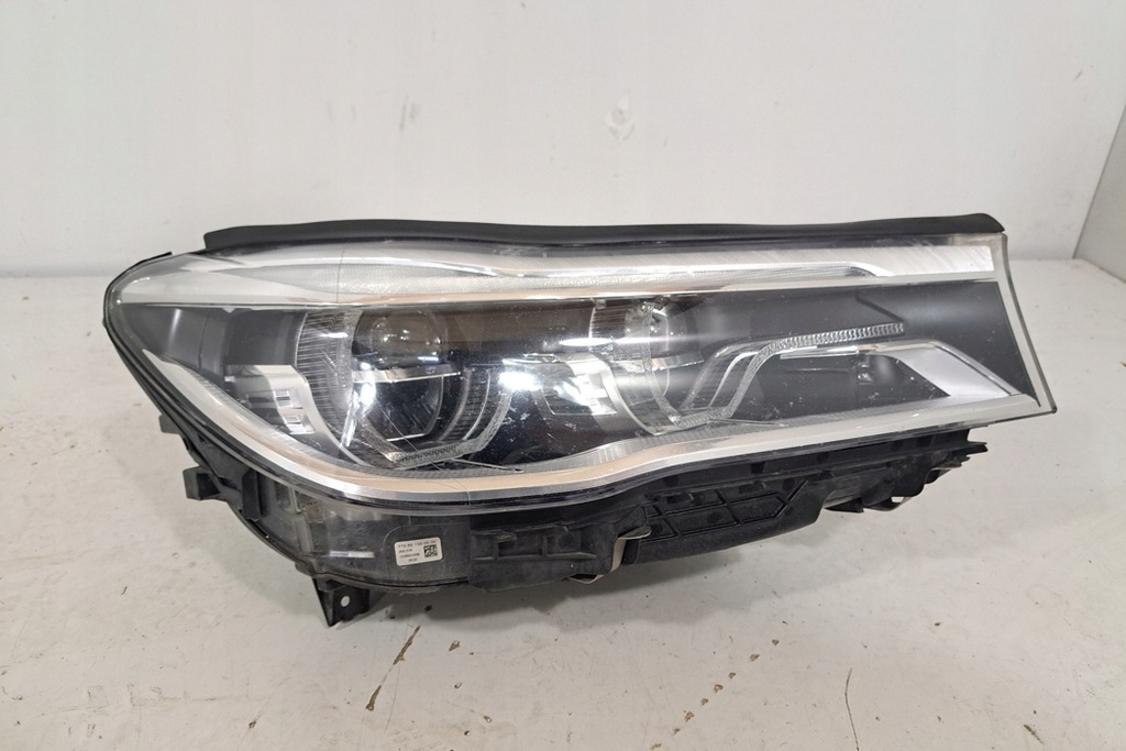 фото №8, Комплект лампа передних bmw 7 g11, g12 7408709 3.0l дизель 195kw 2016