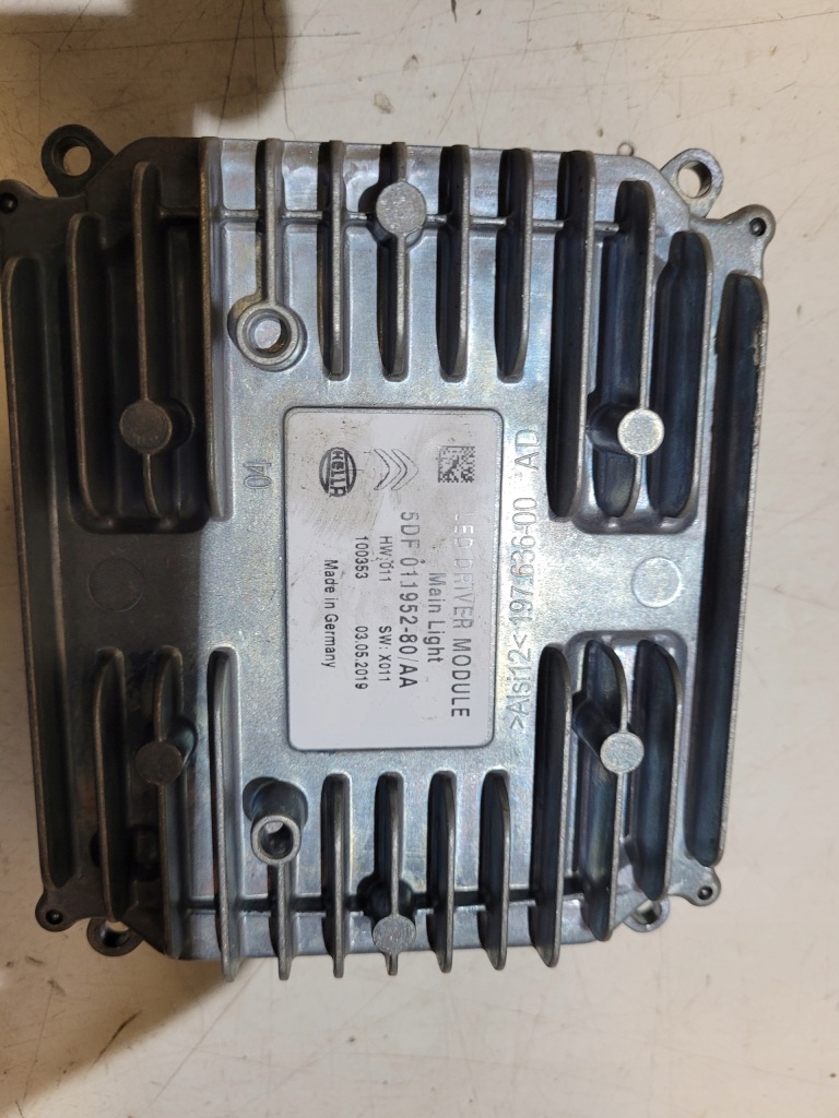 фото №2, Модуль led citroen c5 aircross 5df