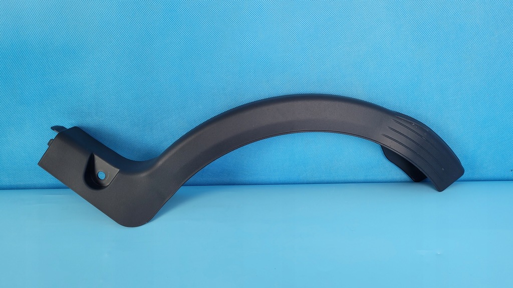 фото №6, Mercedes w206 крышка защита петли багажника a2068210500