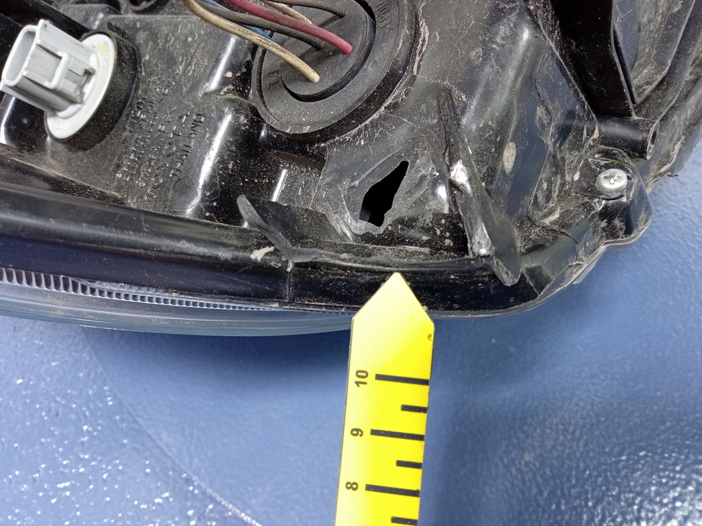 фото №5, Toyota hilux viii 15- фара лівий лампа eu