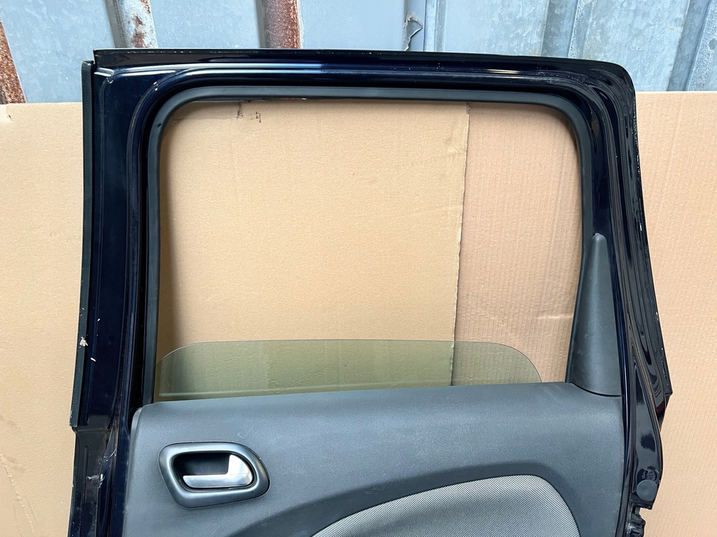 фото №11, Двері задні праве правий задня citroen c3 picasso lift код лакофарбового покриття: ekud