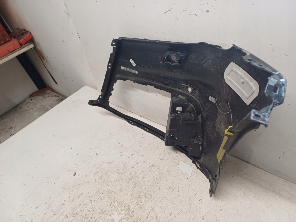 Audi q5 16- угол бампера правый  перед 809a807103 с Разборки