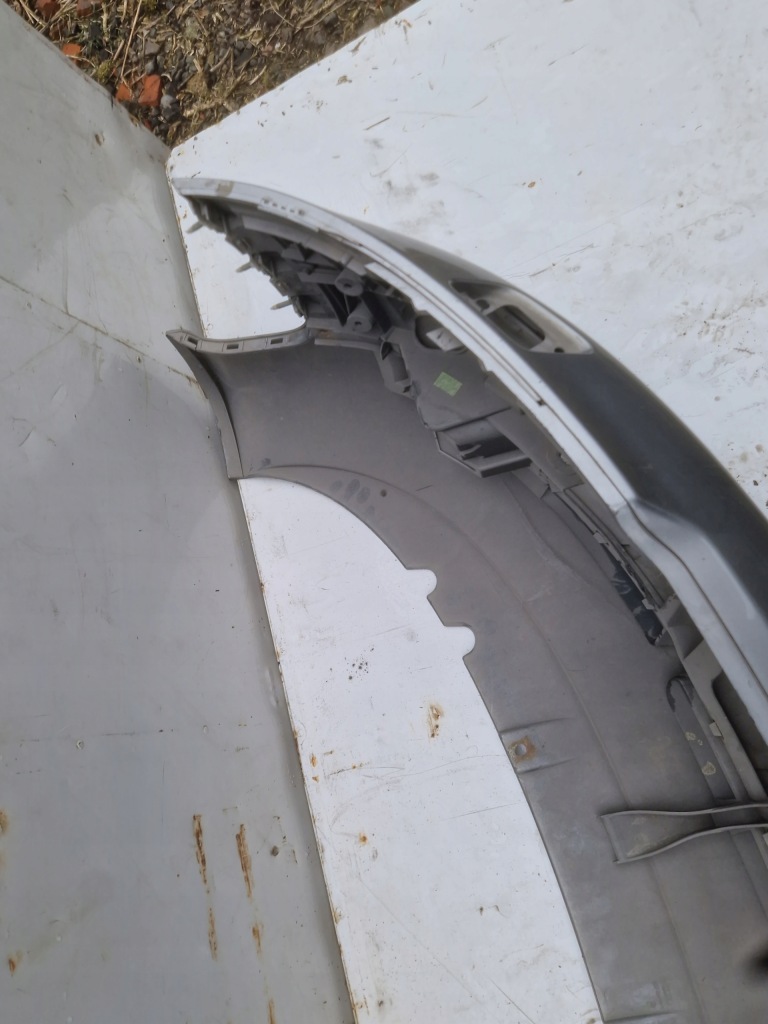 фото №10, Audi a4 b7 бампер передний перед 8e0807110