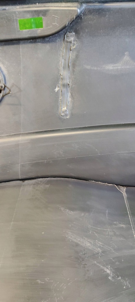 фото №8, Молдинг бампера заднего задняя tesla model y 1493763-00-a