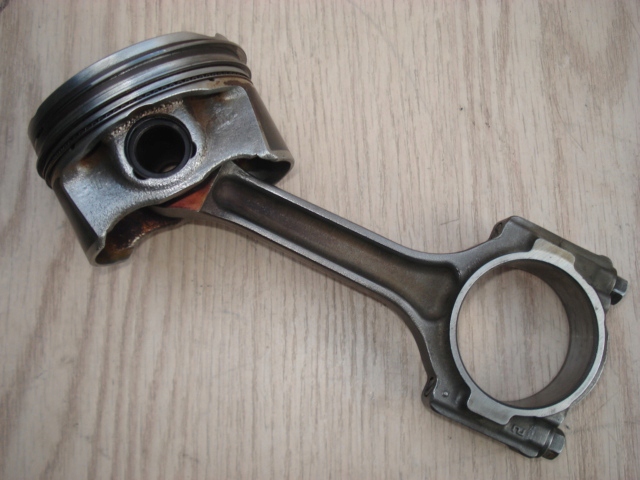 Поршень шатун opel astra k 5 mokka 1.4 turbo le2 b14xft b14xfl 12639683 bdb Недорого