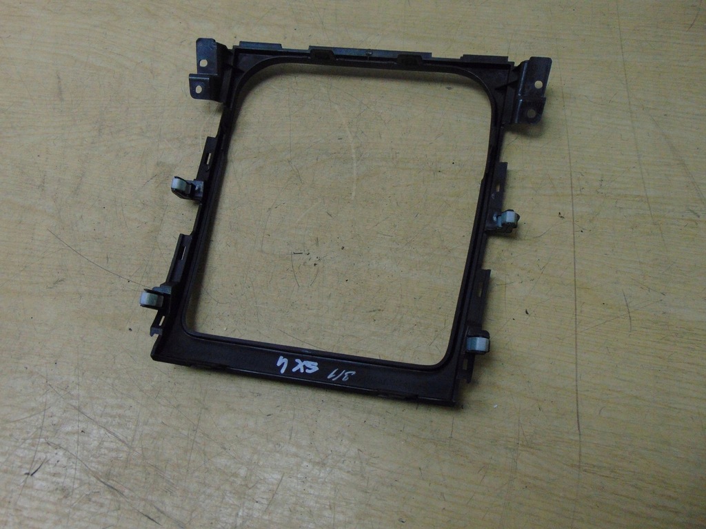 фото №6, Рамка середня консолі радіо suzuki sx4 73824-79j0