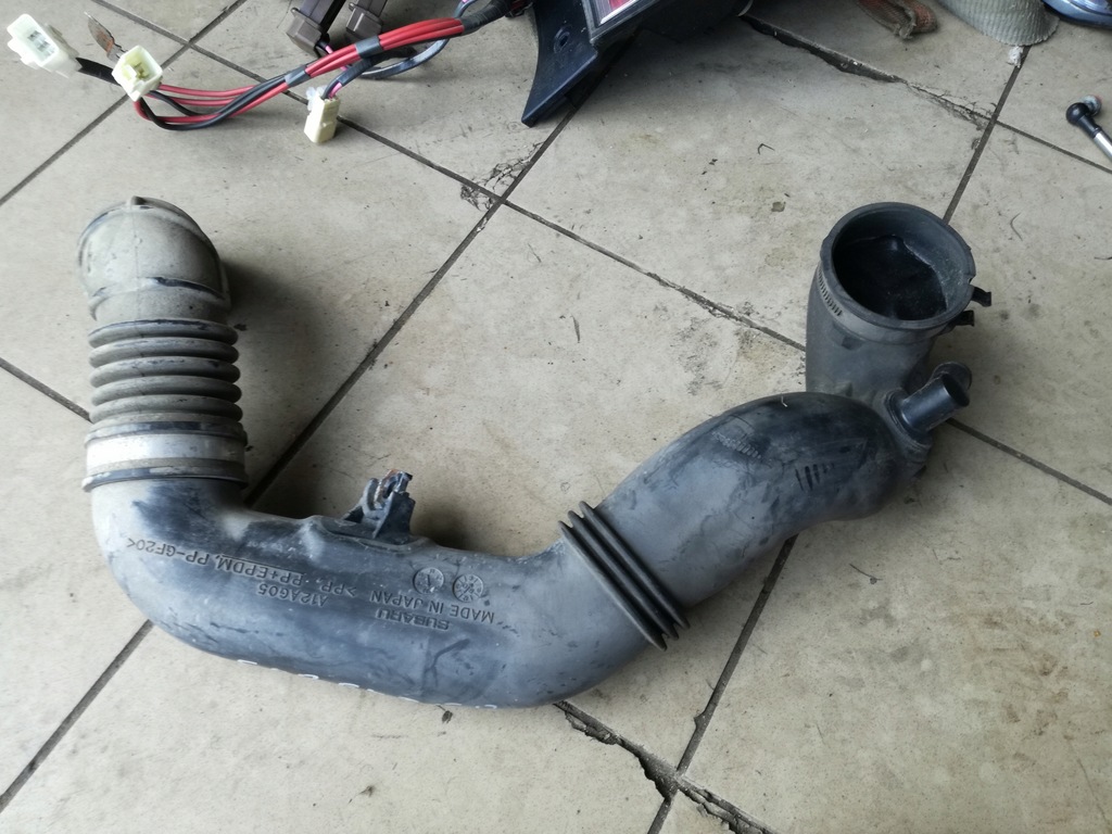 фото №1, Subaru forester iii 2,0d труба шланг воздуха