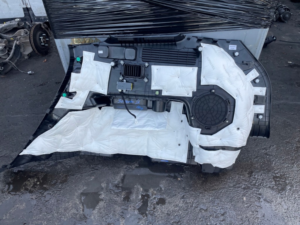 фото №13, Kia sorento iv 7 осіб обшивка багажника лівий 85730-p2200 правий 85740-p2200