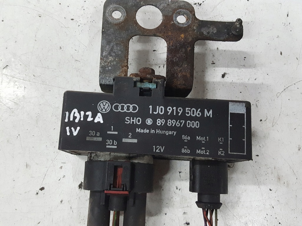 фото №1, Seat ibiza 4 iv 1.9 tdi блок управления вентилятора