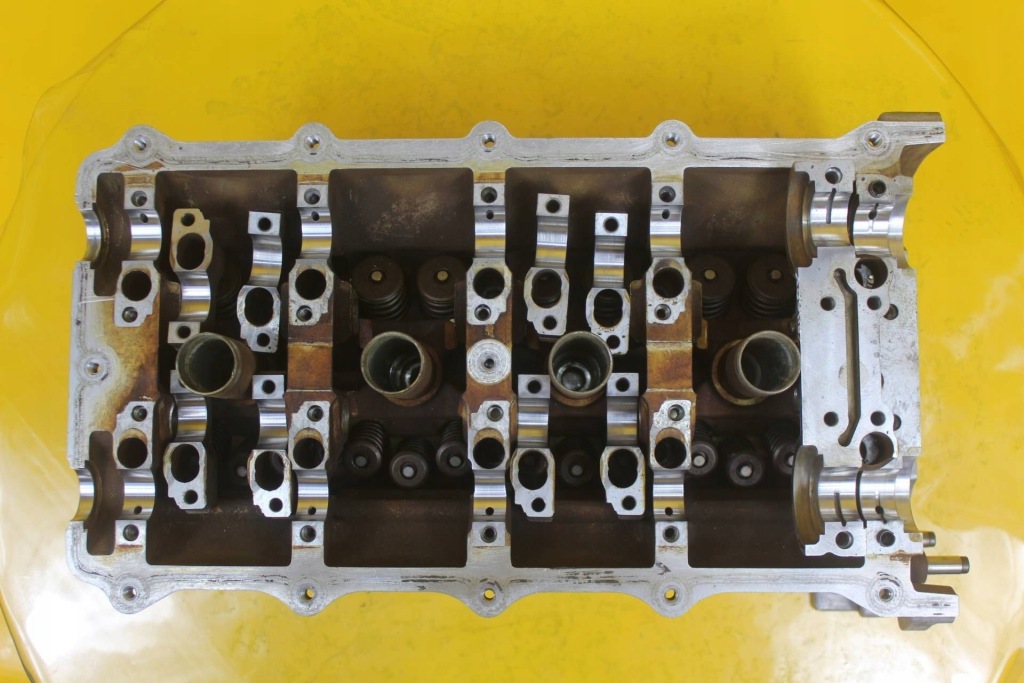 Головка права audi a6 c6 a4 b7 4.2 fsi v8 bat bbk 079103373g Доставка