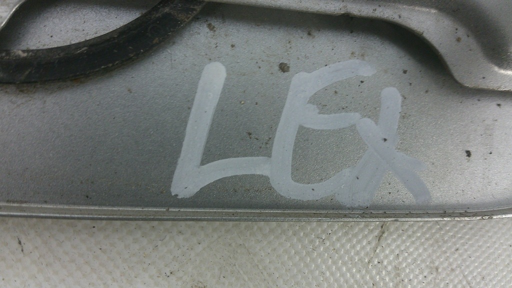 фото №3, Lexus rx ii rx300 крышка заливной топлива лак: 1c0