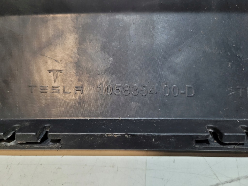 фото №14, Накладка бампера задня tesla x 14+