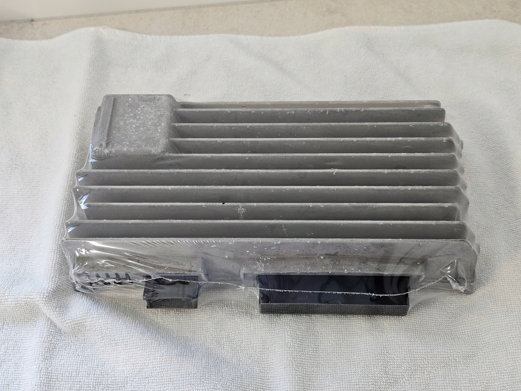 фото №1, Усилитель радио аудио bang olufsen audi a4 b8 8t1035223a