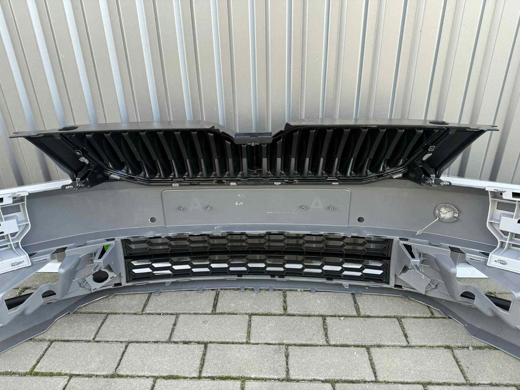 фото №8, Skoda octavia iii бампер перед передний kompletny 4xpdc sprysk. lf8h 13-17