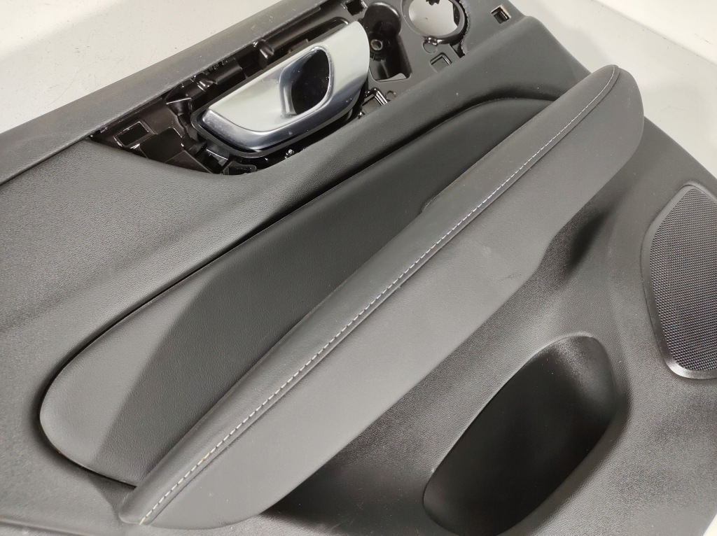 фото №7, Volvo v60 18r- обшивка дверь левый задняя